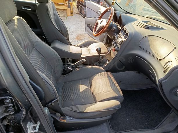 Alfa Romeo 1.9 JTD · Ano 2002