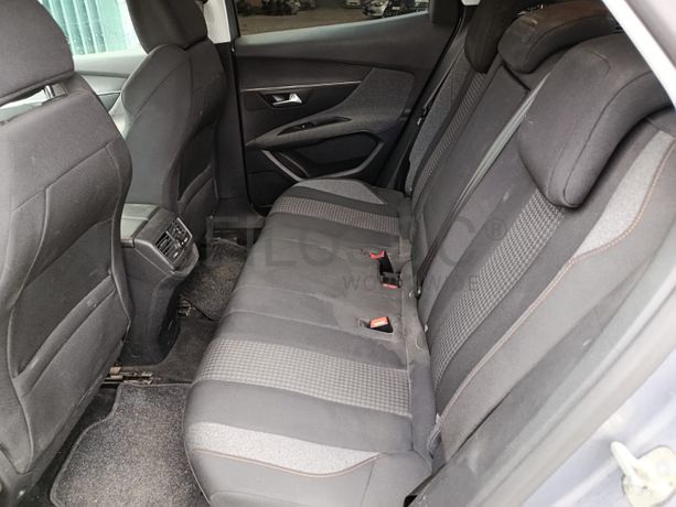 Peugeot 3008 1.5 Blue HDI · Ano 2019