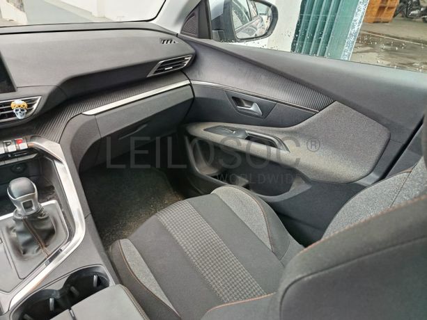 Peugeot 3008 1.5 Blue HDI · Ano 2019
