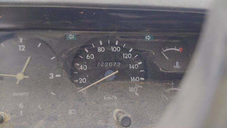 Nissan Patrol JY 260 LFQ 4x4 · Ano 1996