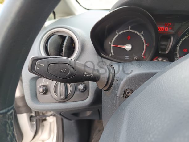 Ford Fiesta · Ano 2010