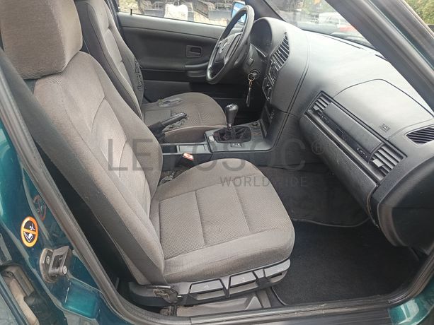 BMW 318 TDS · Ano 1996