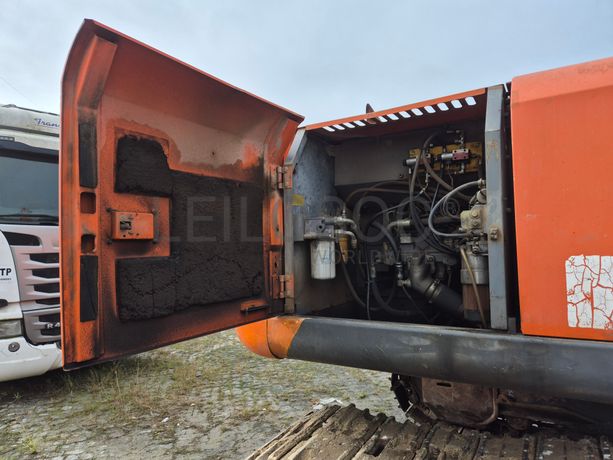 Giratória Hitachi · Ano 2008