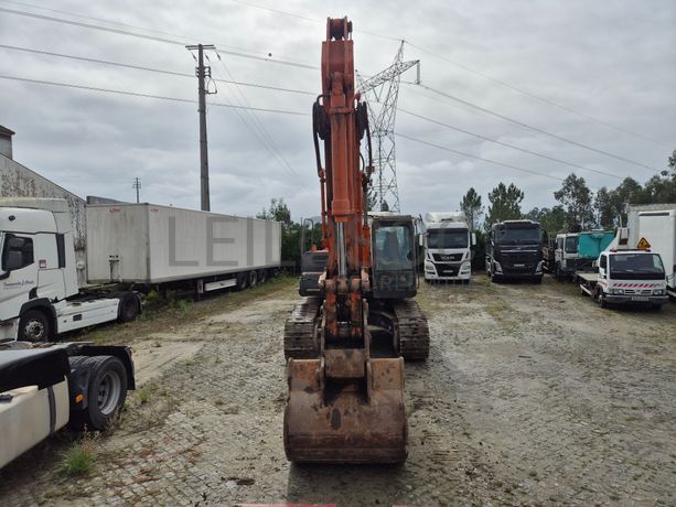 Giratória Hitachi · Ano 2008