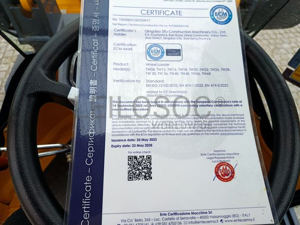 Pá Carregadora Blanche · Ano 2025