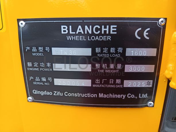 Pá Carregadora Blanche · Ano 2025