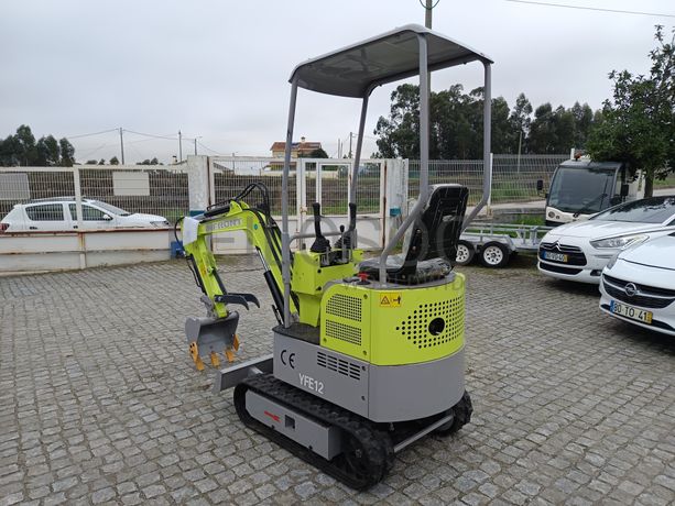 Mini Giratória Infront YFE12 · Ano 2025