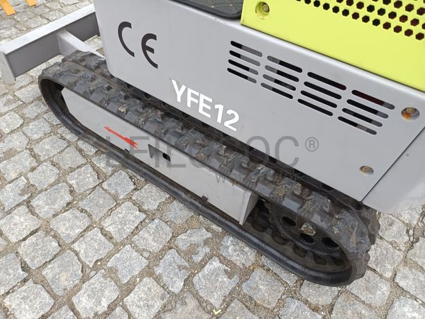 Mini Giratória Infront YFE12 · Ano 2025