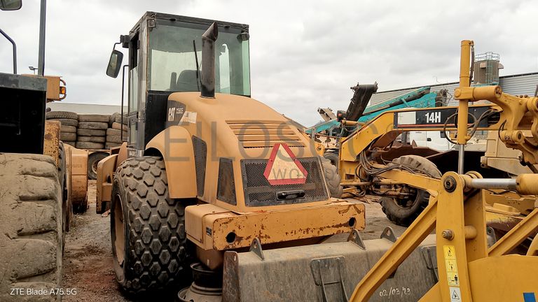 Cil. Auto-Prop. Vibrador Solos 15 T CARTEPILLAR CS583 E