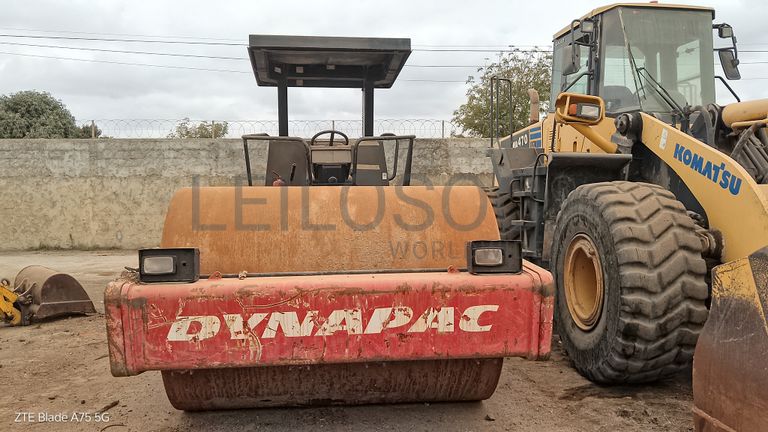 Cil. Auto-Prop. Vibrador Solos 15 T DYNAPAC CA 500 D