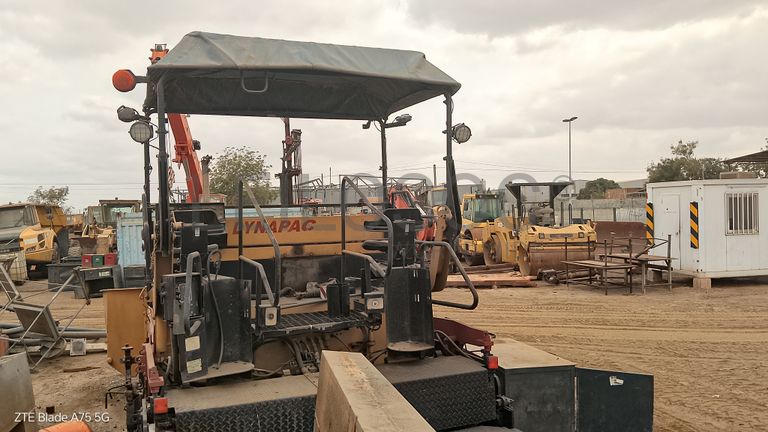 Espalhadoras-Acabadoras Asfalto 18 T DYNAPAC F 141 C