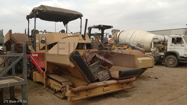 Espalhadoras-Acabadoras Asfalto 18 T DYNAPAC F 141 C  (1)