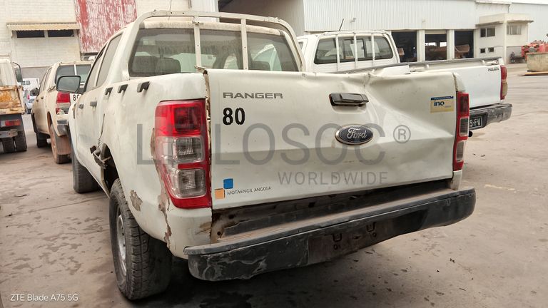 5 FORD RANGER  e 1 FORD ESCAPE