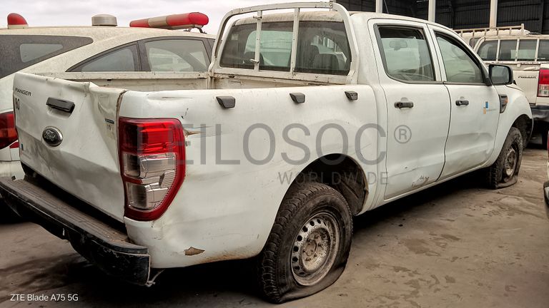 5 FORD RANGER  e 1 FORD ESCAPE