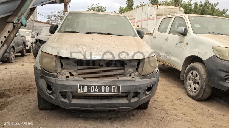 5 FORD RANGER  e 1 FORD ESCAPE