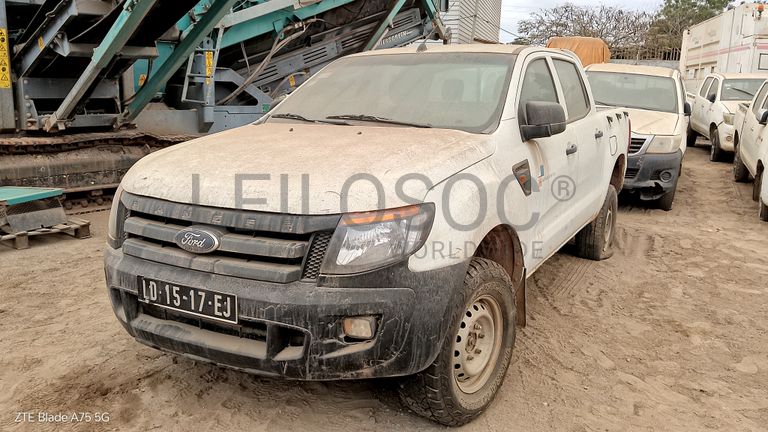 5 FORD RANGER  e 1 FORD ESCAPE