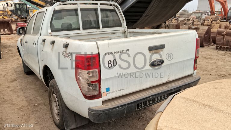 5 FORD RANGER  e 1 FORD ESCAPE