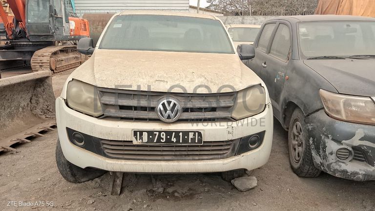 3 VOLKSWAGEN AMAROK