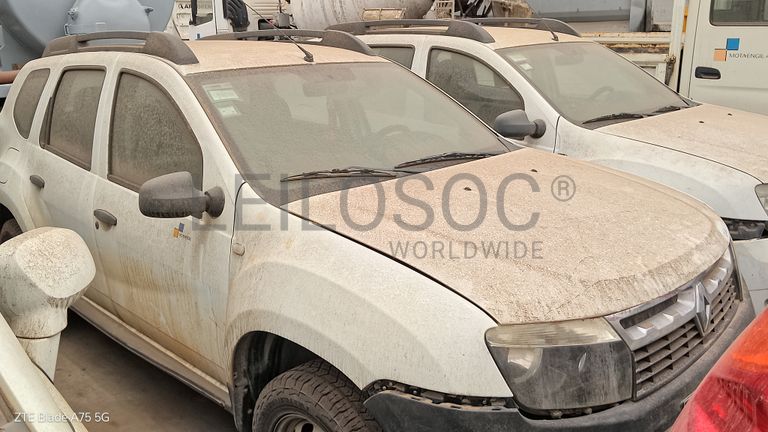 3 RENAULT DUSTER