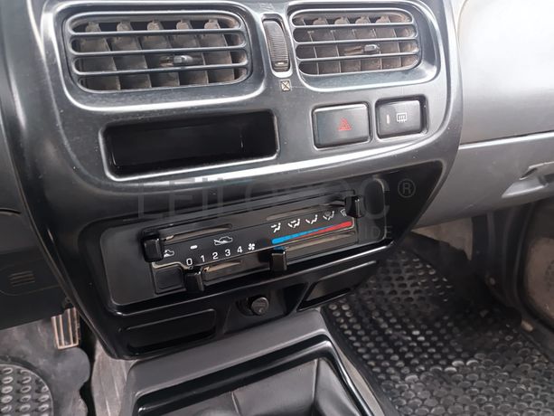 Nissan Pick UP 2.5 TD 4WD · Ano 2000