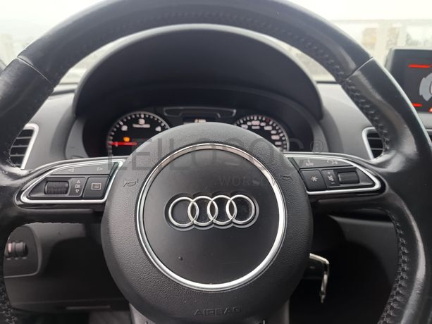 Audi Q3 2.0 TDI Sport · Ano 2017