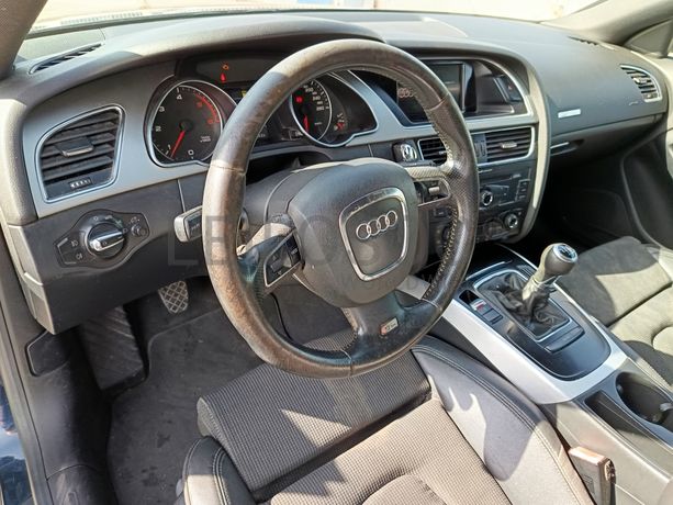 Audi A5 TDI · Ano 2009