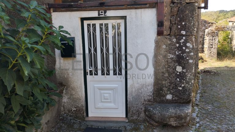 Proporção de 1/5 de Moradia + Terreno · Vila Nova de Paiva