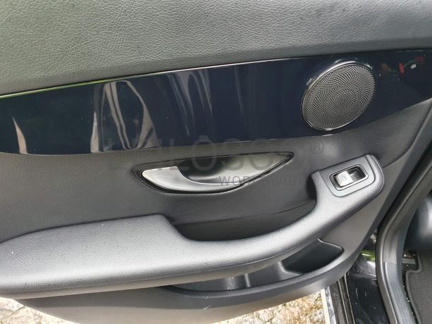 Mercedes-Benz C220 · Ano 2016