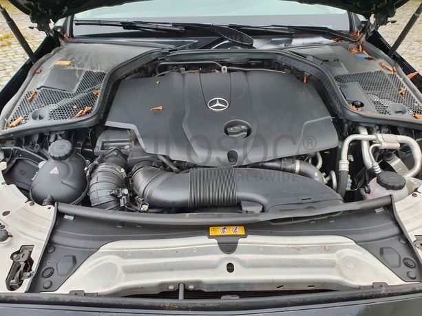 Mercedes-Benz C220 · Ano 2016