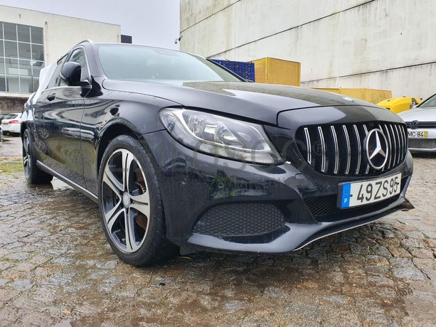 Mercedes-Benz C220 · Ano 2016