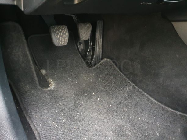 Mercedes-Benz C220 · Ano 2016