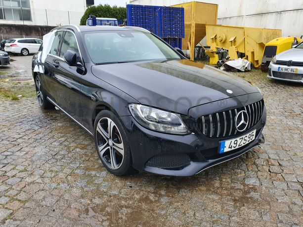 Mercedes-Benz C220 · Ano 2016