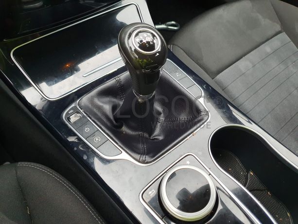 Mercedes-Benz C220 · Ano 2016