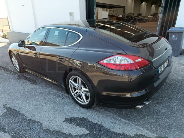 Porsche Panamera S HYBRID · Ano 2012