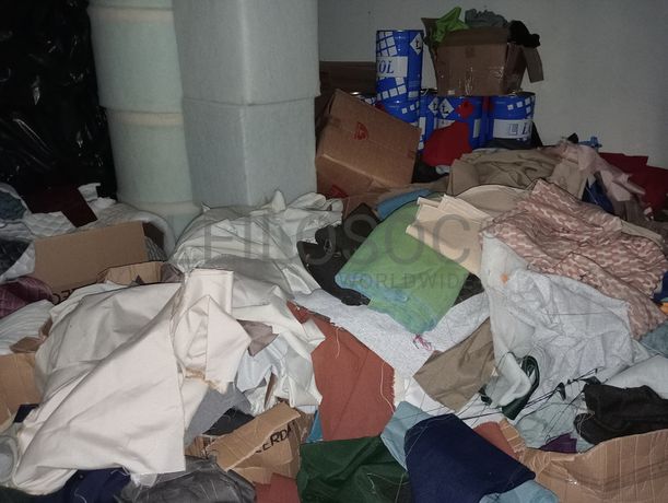 Equipamentos para a Indústria Têxtil · Escritório