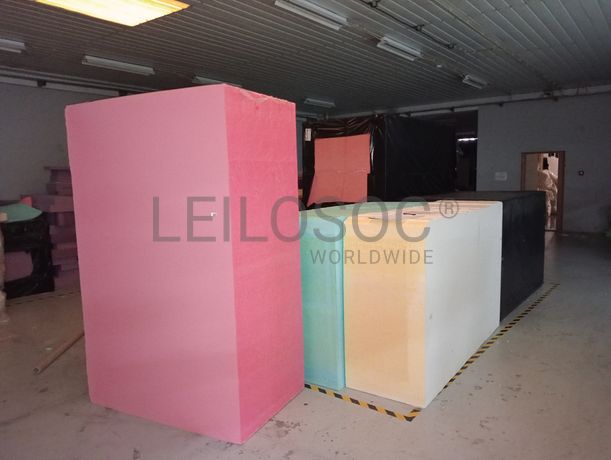 Equipamentos para a Indústria Têxtil · Escritório