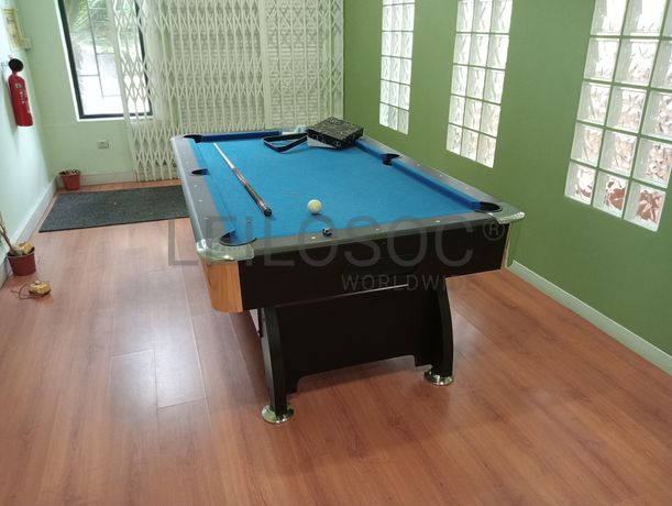 Equipamentos para a Indústria Têxtil · Escritório