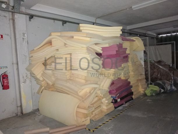 Equipamentos para a Indústria Têxtil · Escritório