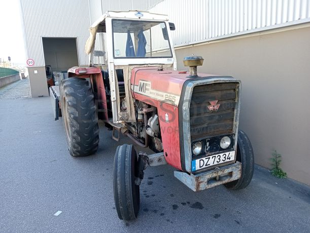 Trator Agrícola · Reboque Agrícola