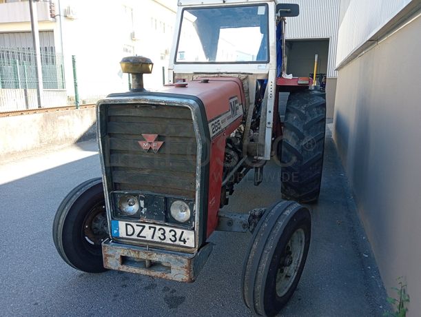 Trator Agrícola · Reboque Agrícola