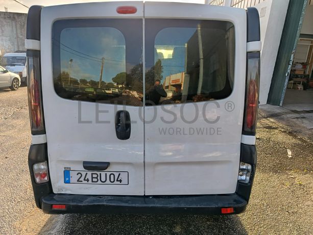 Renault Trafic · Ano 2006