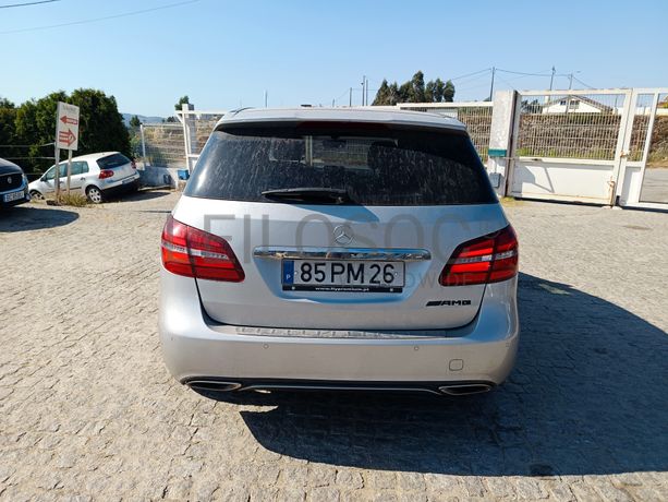 Mercedes-Benz B180 · Ano 2015