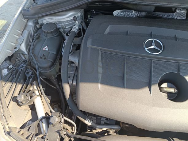 Mercedes-Benz B180 · Ano 2015