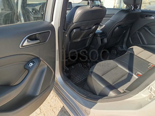 Mercedes-Benz B180 · Ano 2015