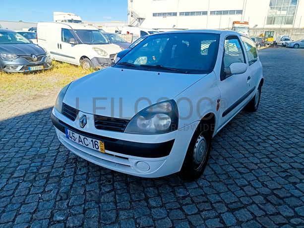 Renault Clio · Ano 2005