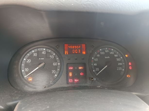 Renault Clio · Ano 2005