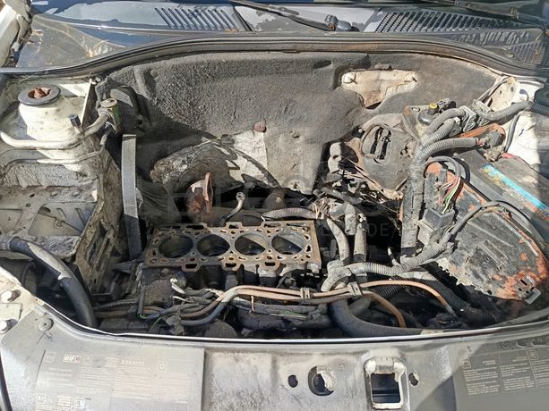 Renault Clio · Ano 2005