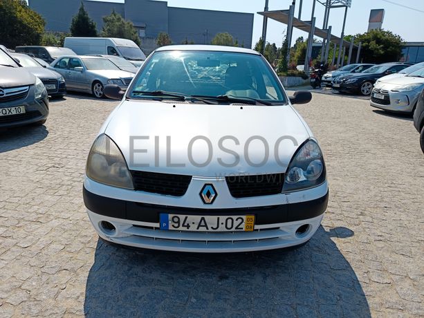 Renault Clio · Ano 2005