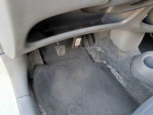 Toyota Yaris · Ano 2002