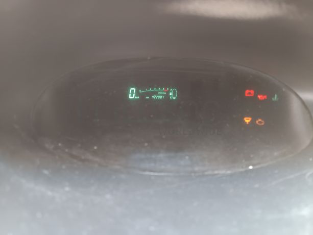 Toyota Yaris · Ano 2002